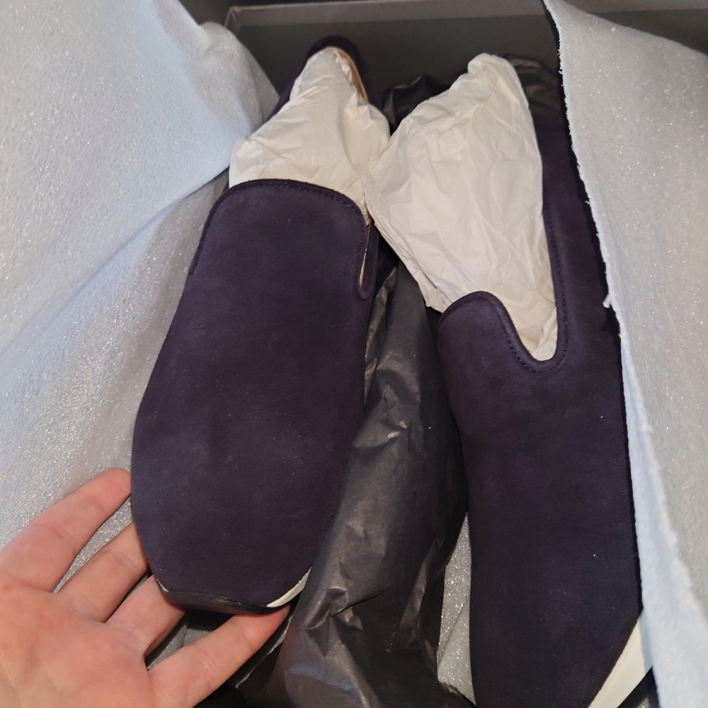 Aquatalia Karsyn navy suede size 9